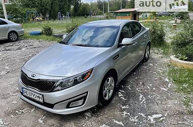 Седан Kia Optima 2015 в Днепре