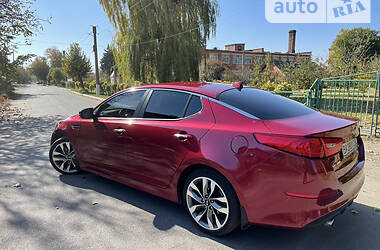 Седан Kia Optima 2014 в Киеве