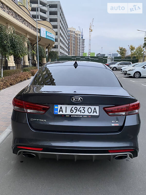 Седан Kia Optima 2016 в Києві