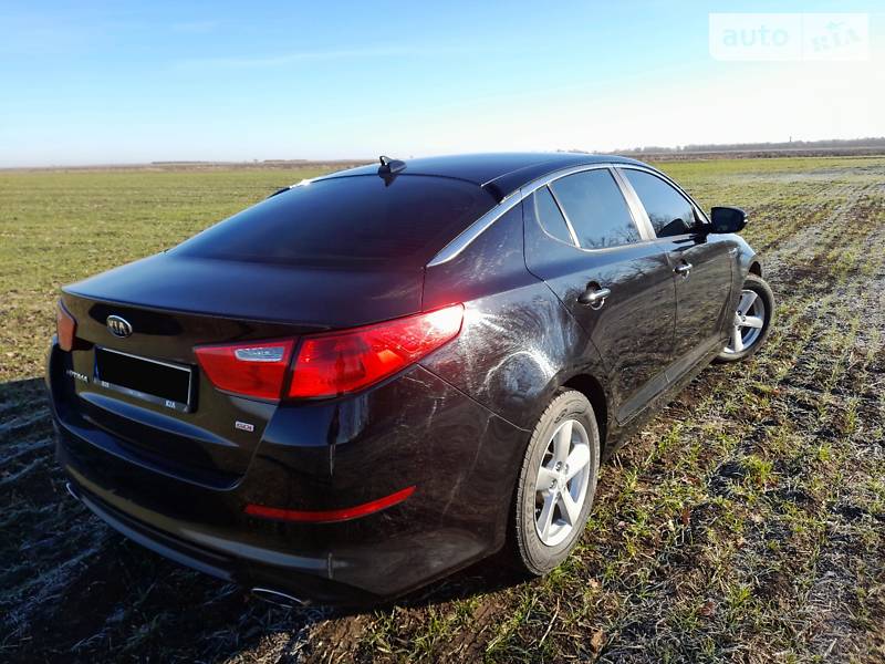 Седан Kia Optima 2015 в Токмаке