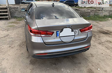 Седан Kia Optima 2016 в 