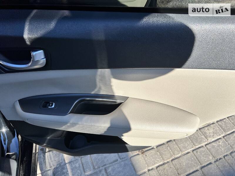 Седан Kia Optima 2017 в Запорожье фото 27 Седан Kia Optima 2017 в Запорожье