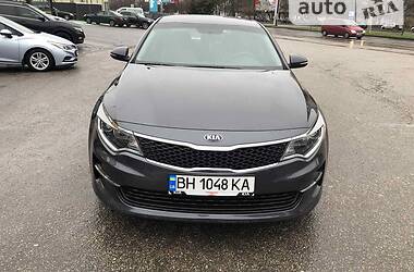 Седан Kia Optima 2016 в Одессе