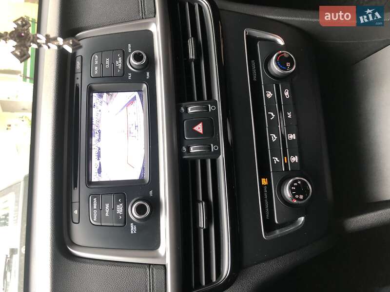 Седан Kia Optima 2015 в Луцьку