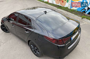Седан Kia Optima 2013 в 