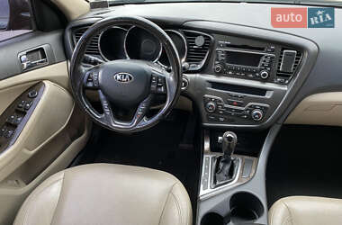 Седан Kia Optima 2013 в Кременчуці