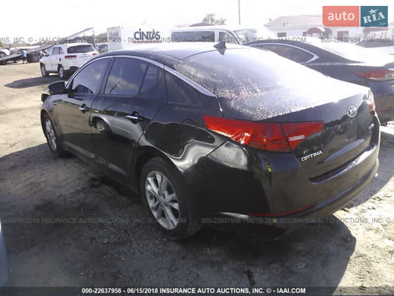 Седан Kia Optima 2013 в Кременчуці