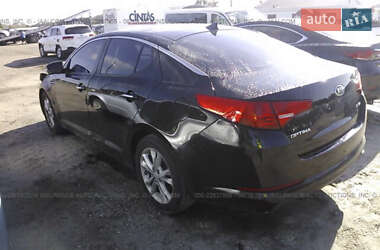 Седан Kia Optima 2013 в 