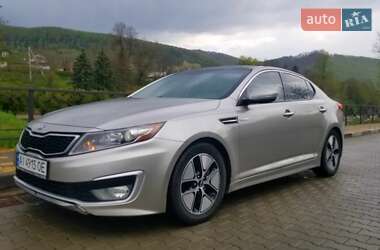 Седан Kia Optima 2013 в Киеве