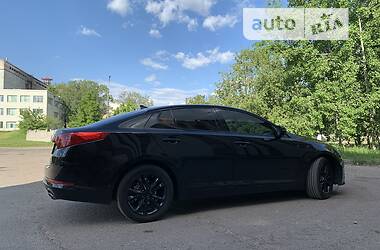 Седан Kia Optima 2012 в Чернигове