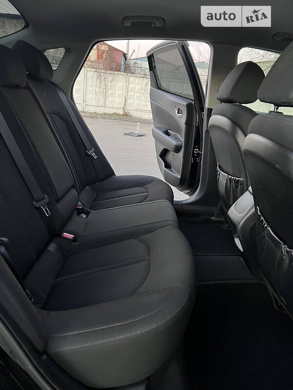 Седан Kia Optima 2016 в Києві фото 16 Седан Kia Optima 2016 в Києві