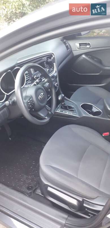Седан Kia Optima 2015 в Черкассах