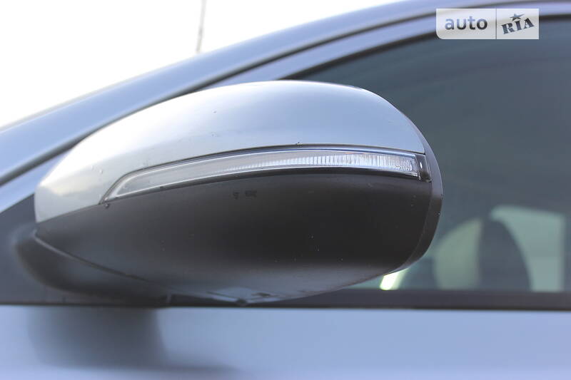 Седан Kia Optima 2017 в Дунаевцах