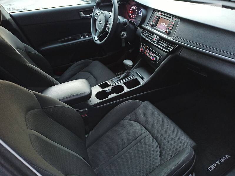 Седан Kia Optima 2016 в Одессе