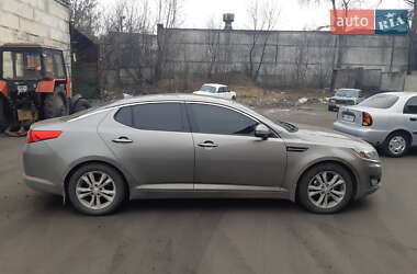 Седан Kia Optima 2013 в Кривом Роге