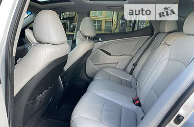 Седан Kia Optima 2014 в 