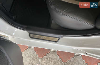 Седан Kia Optima 2012 в 
