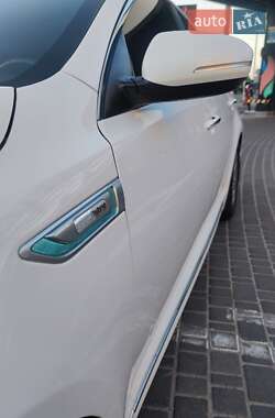 Седан Kia Optima 2015 в Одессе