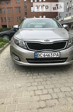 Седан Kia Optima 2014 в Львове