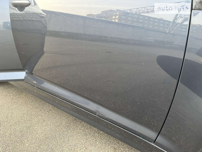 Седан Kia Optima 2014 в Киеве