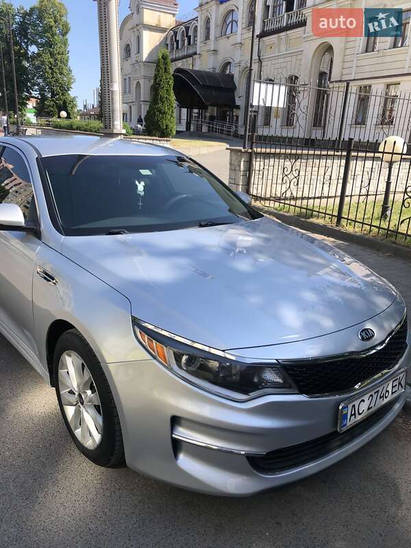 Седан Kia Optima 2015 в Луцьку
