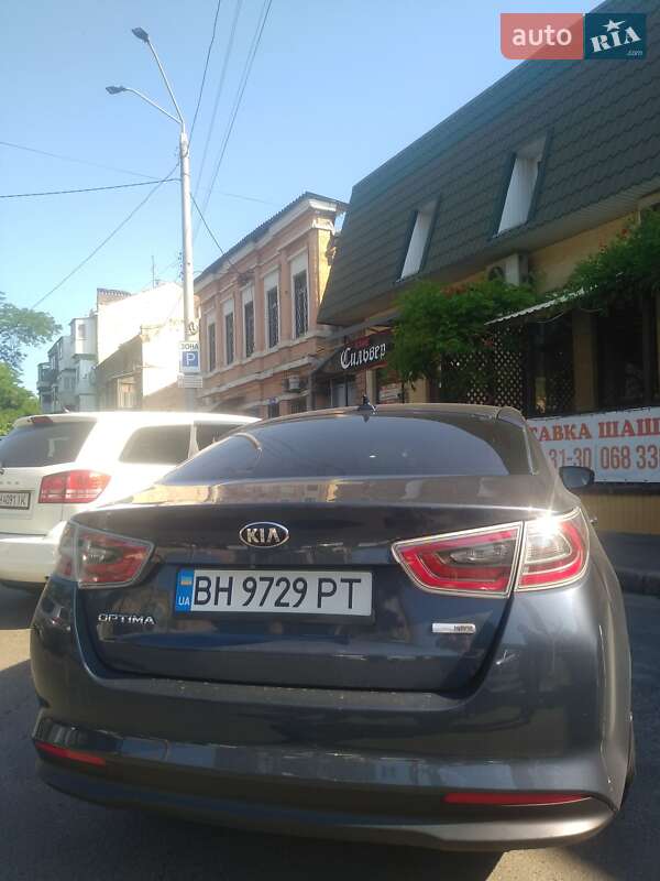 Седан Kia Optima 2014 в Одессе