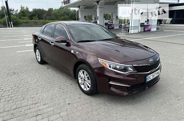 Седан Kia Optima 2017 в Львові