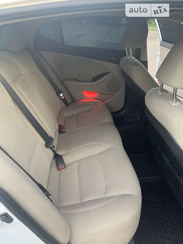 Седан Kia Optima 2014 в Залещиках фото 9 Седан Kia Optima 2014 в Залещиках