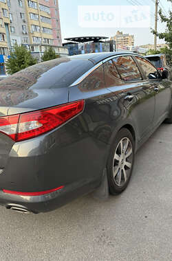 Седан Kia Optima 2012 в Виннице