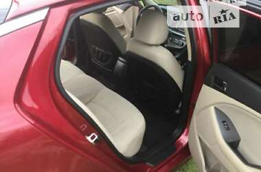 Седан Kia Optima 2015 в Харькове