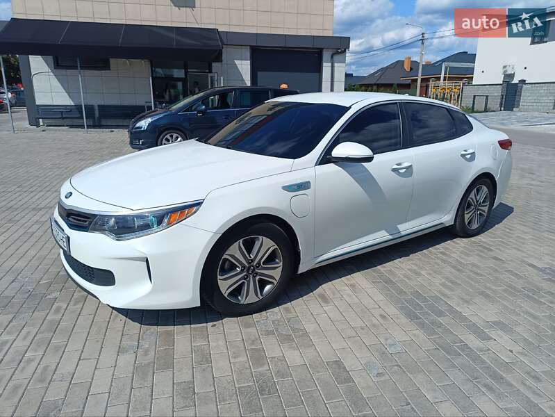 Седан Kia Optima 2017 в Ровно