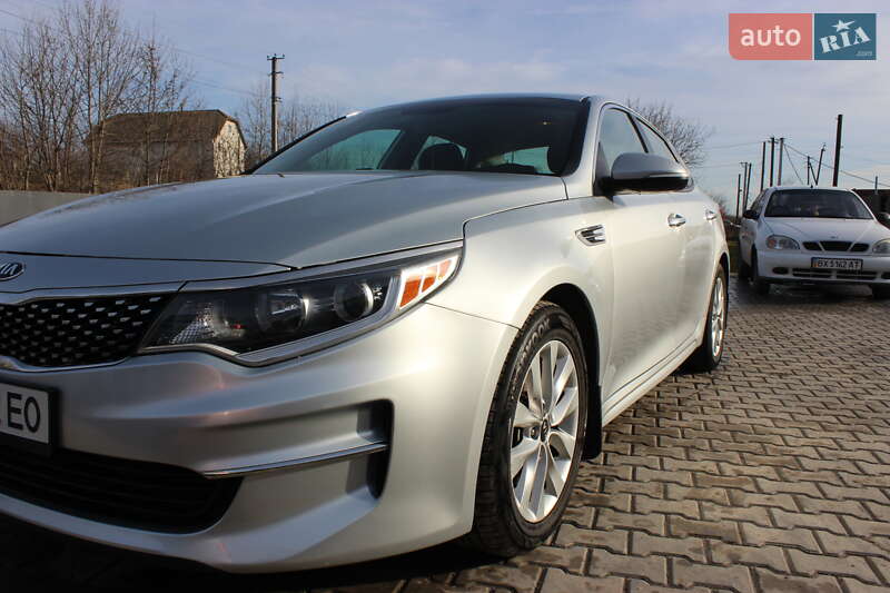 Седан Kia Optima 2017 в Дунаївцях