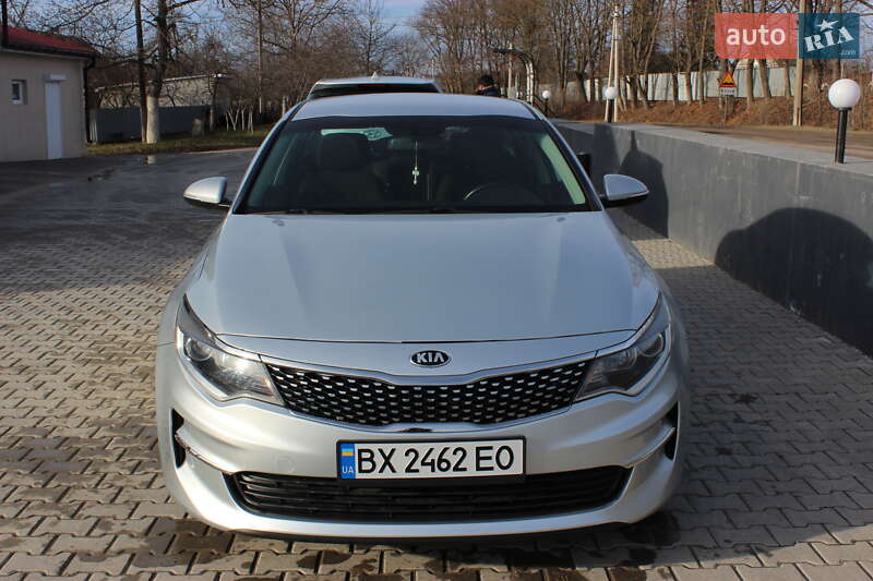 Седан Kia Optima 2017 в Дунаївцях