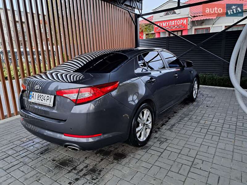 Седан Kia Optima 2013 в Черкассах