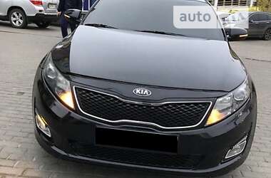 Седан Kia Optima 2015 в Киеве