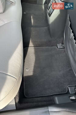 Седан Kia Optima 2014 в Рахове