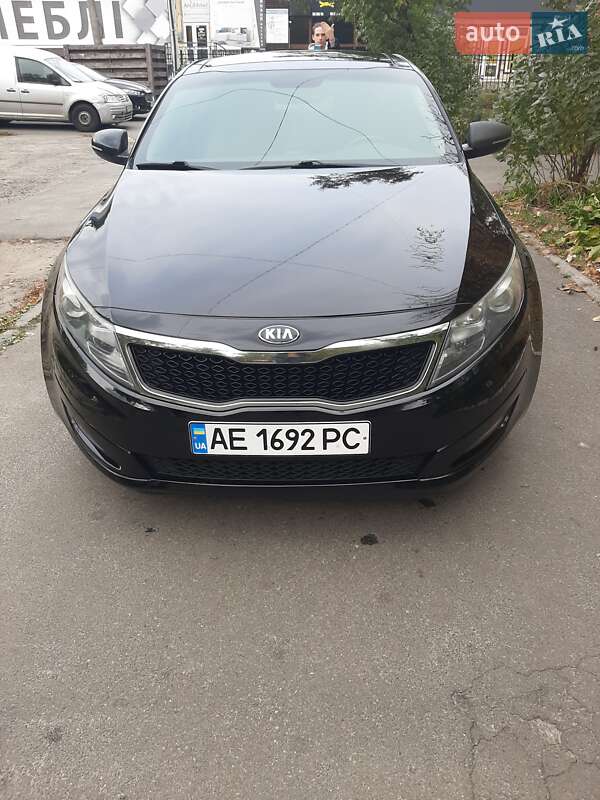 Седан Kia Optima 2012 в Львове