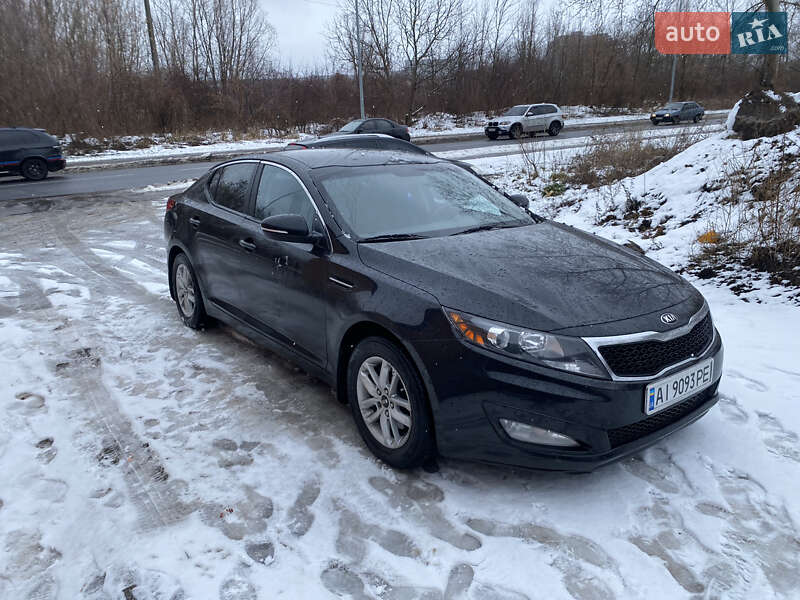 Седан Kia Optima 2013 в Виннице