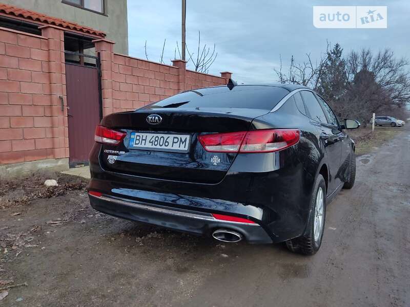 Седан Kia Optima 2016 в Одессе