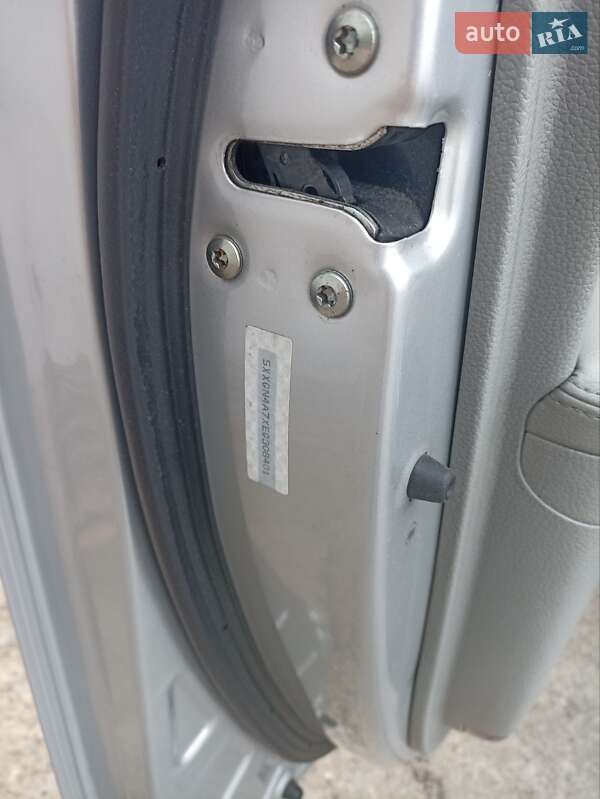 Седан Kia Optima 2014 в Кременчуге