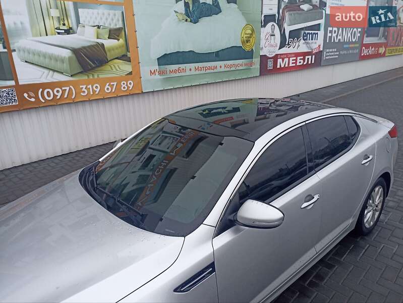 Седан Kia Optima 2014 в Кременчуге