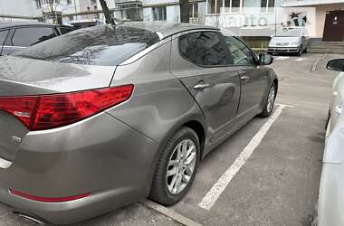 Седан Kia Optima 2013 в Виннице