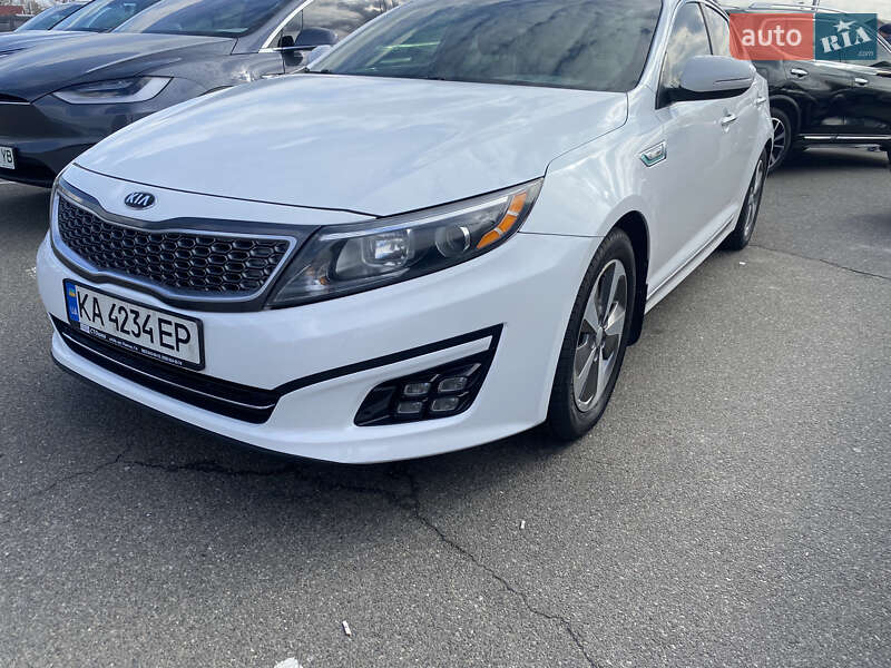 Седан Kia Optima 2014 в Киеве