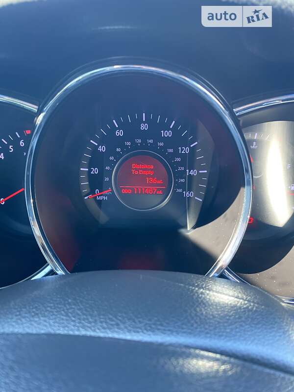 Седан Kia Optima 2010 в Мерефа