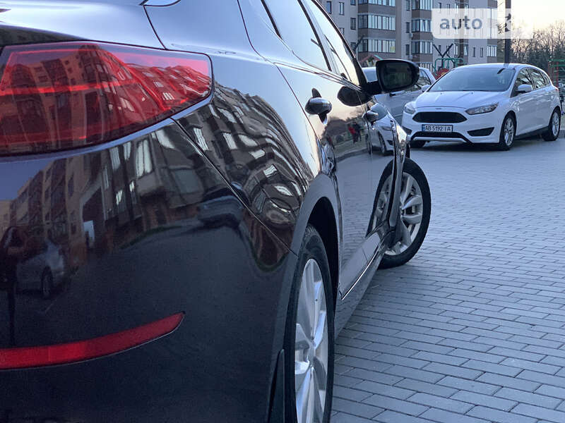 Седан Kia Optima 2015 в Виннице