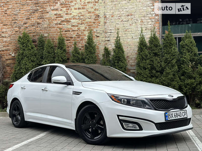 Седан Kia Optima 2015 в Львове