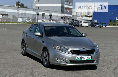 Седан Kia Optima 2013 в Киеве