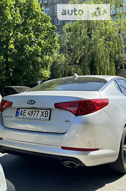 Седан Kia Optima 2013 в Днепре