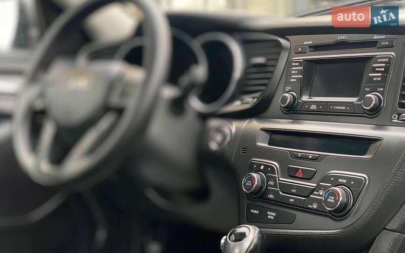 Седан Kia Optima 2012 в Белой Церкви