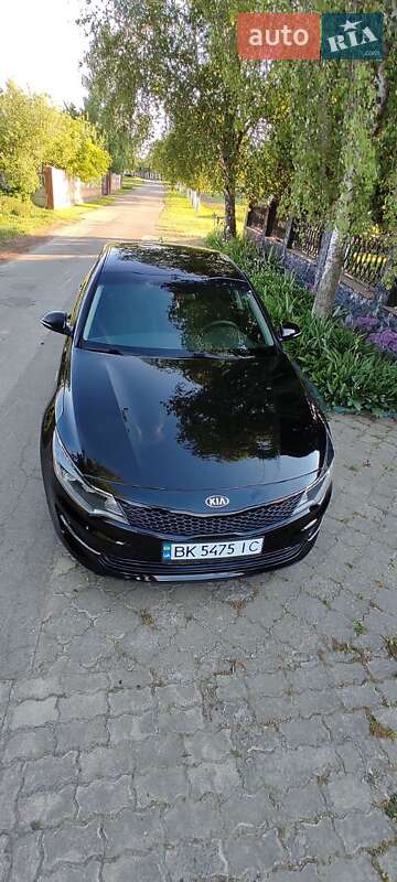Седан Kia Optima 2016 в Ровно